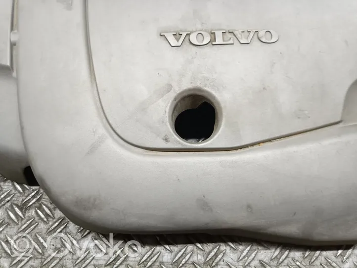 Volvo V50 Osłona górna silnika 