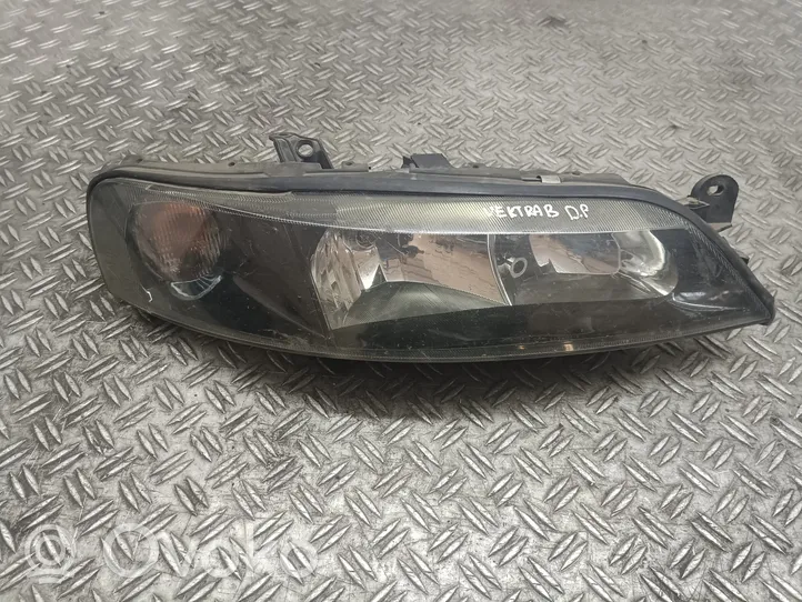 Opel Vectra B Lampa przednia 