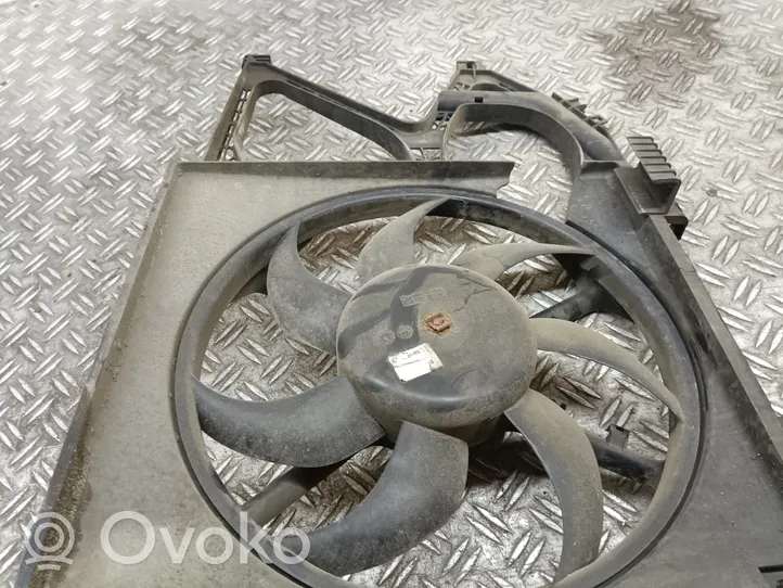 Opel Corsa C Hélice moteur ventilateur 