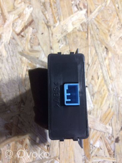 Volvo S40, V40 Boîtier module alarme 30857627