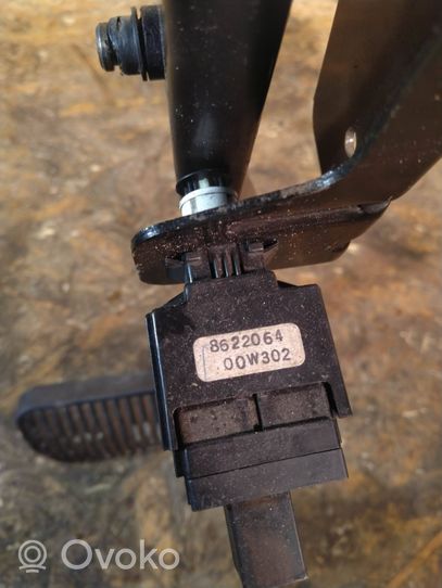 Volvo S60 Brake pedal 8622064