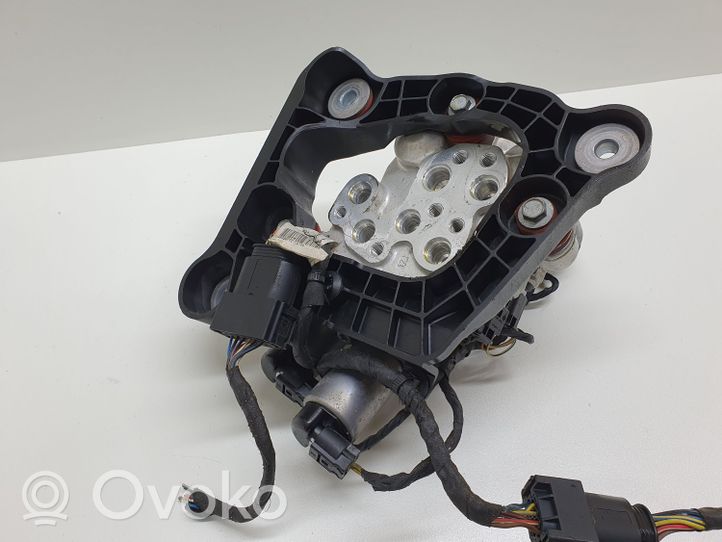 BMW 5 F10 F11 Gruppo di controllo/valvola dello stabilizzatore adattivo 6775258