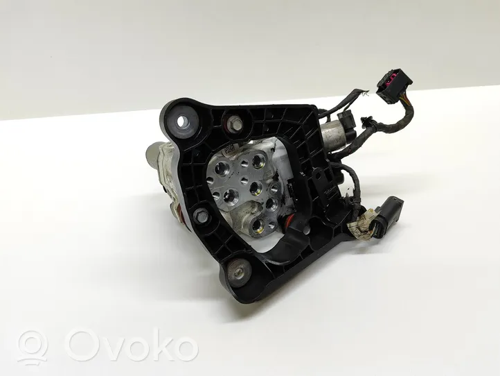 BMW 5 F10 F11 Aktyvaus stabilizatoriaus valdymo/ vožtuvų blokas 6775258