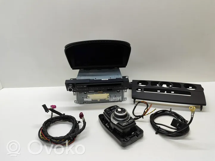 BMW 5 E60 E61 Radio/CD/DVD/GPS-pääyksikkö 9222874