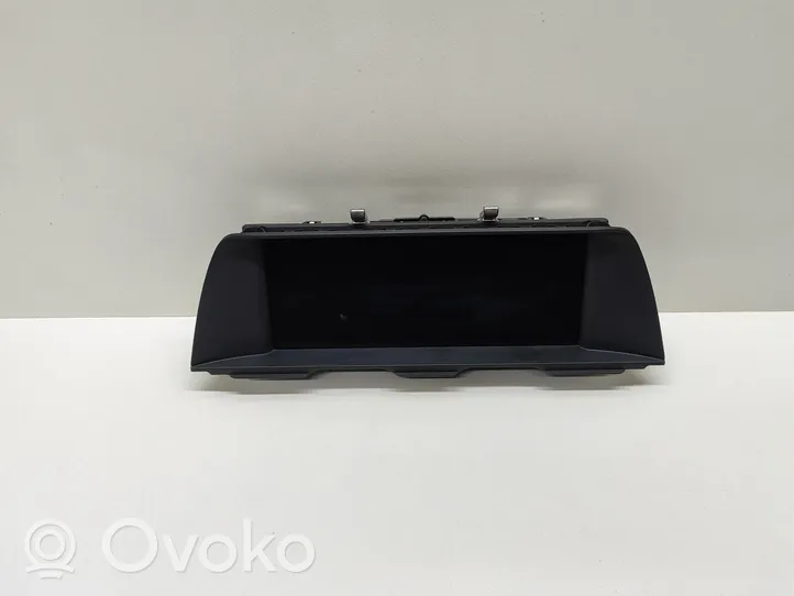 BMW 5 F10 F11 Monitori/näyttö/pieni näyttö 9241826