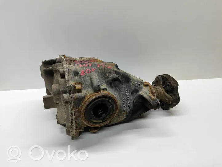 BMW 3 F30 F35 F31 Rear differential 7605589