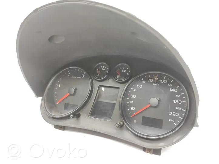 Audi A2 Speedometer (instrument cluster) 