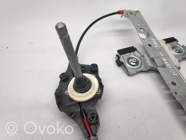 Ford Fiesta Rear window lifting mechanism without motor 