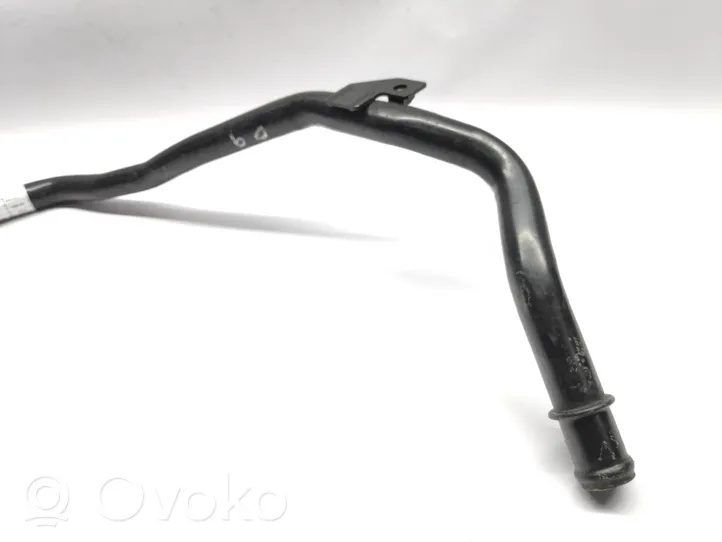 Volkswagen PASSAT B6 Coolant pipe/hose 