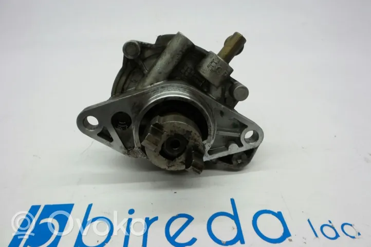 Opel Corsa C Vacuum pump 