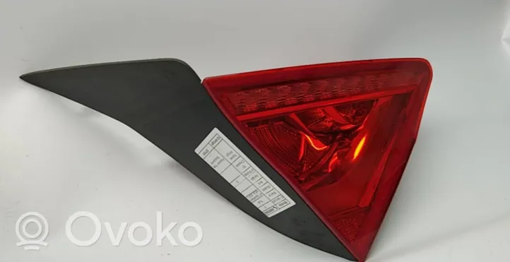 Audi A7 S7 4G Lampy tylnej klapy bagażnika 