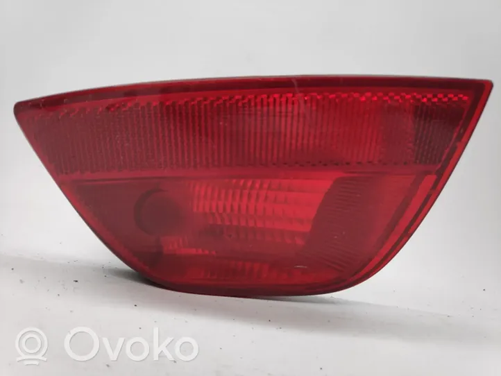 Ford Focus Lampy tylnej klapy bagażnika 