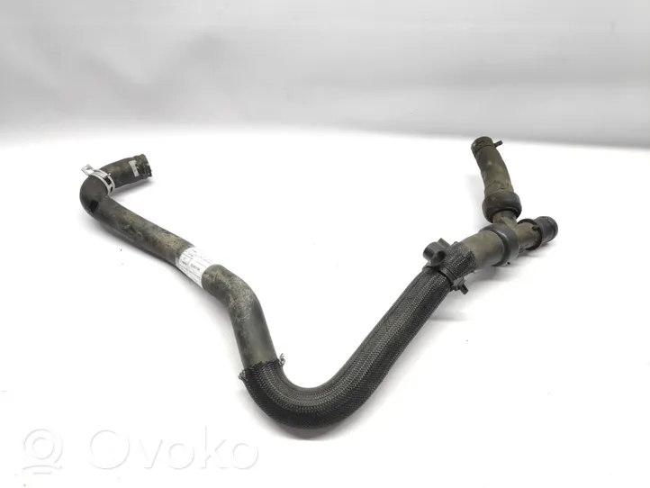 Renault Megane III Durite de refroidissement tube 