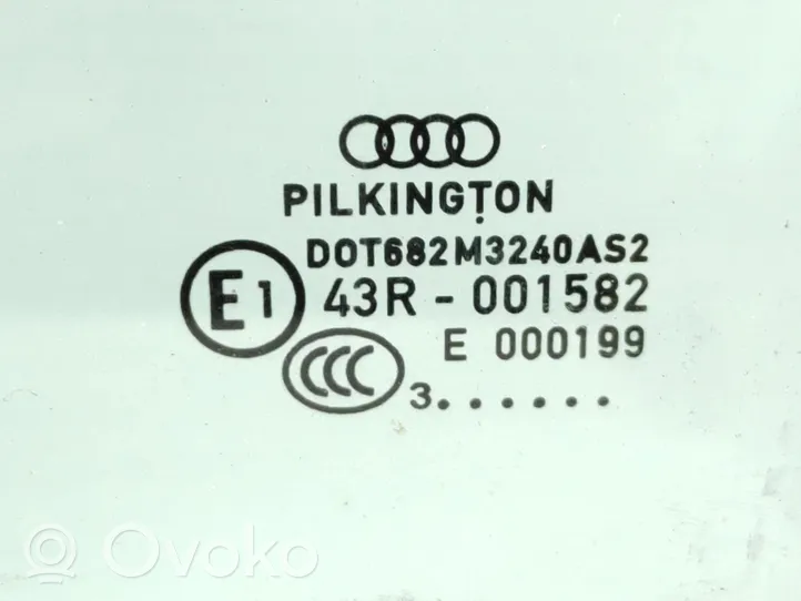 Audi A3 S3 8P Etuoven ikkunalasi, neliovinen malli 