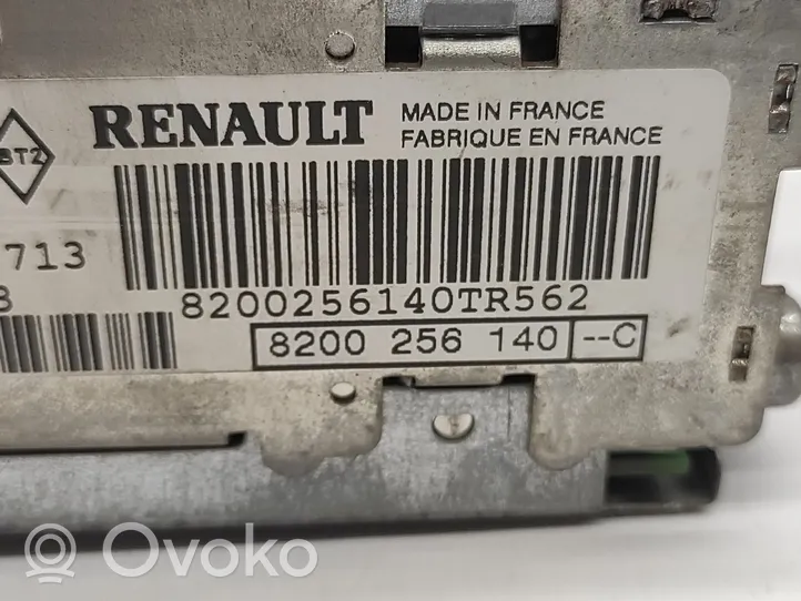 Renault Megane II Unité principale radio / CD / DVD / GPS 