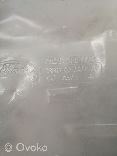 Ford Mustang VI Muu etuoven verhoiluelementti FR3B63237A05AF