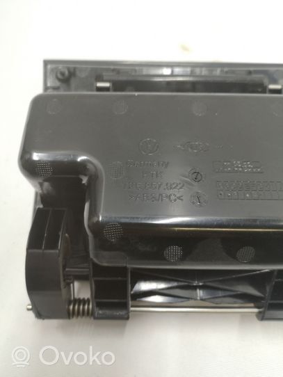 Volkswagen Touareg II Consolle centrale del vano portaoggetti 7P6857922