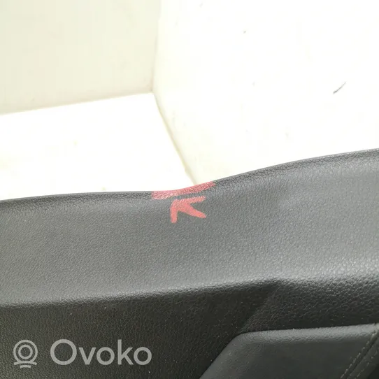 Audi Q3 F3 Takaoven verhoilu 83A971693N