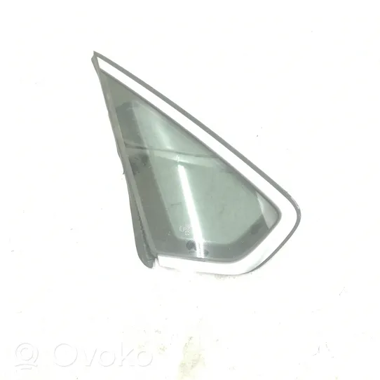 Volkswagen PASSAT B7 USA Rear side window/glass 