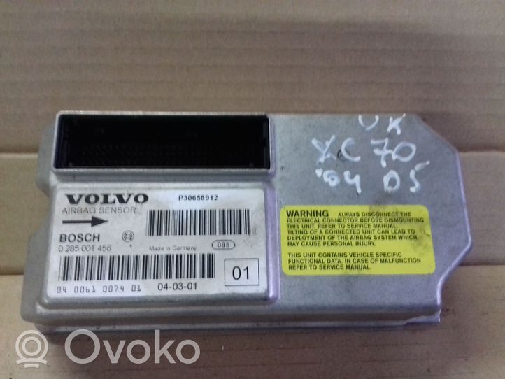 Volvo XC70 Sterownik / Moduł Airbag 0285001456