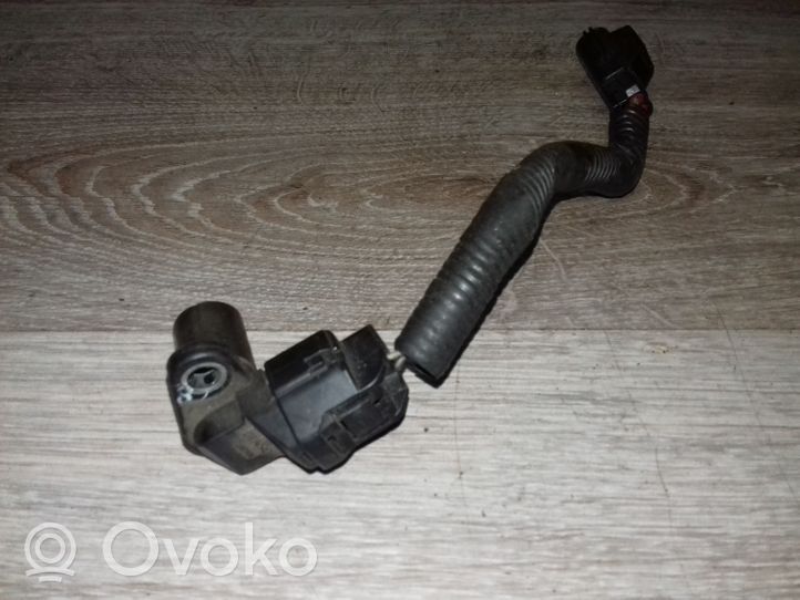 Volvo V70 Sensore di posizione albero a camme 0296001211