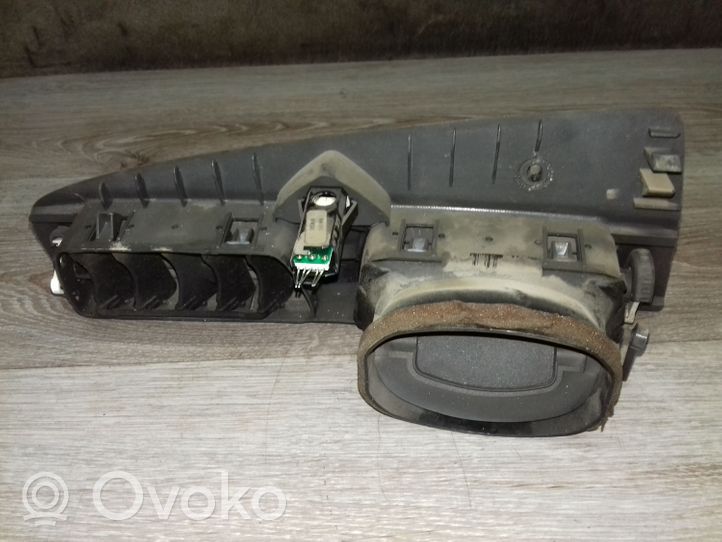 Volvo V70 Dash center air vent grill 1264