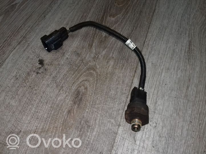 Volvo XC70 Brake power pressure regulator 