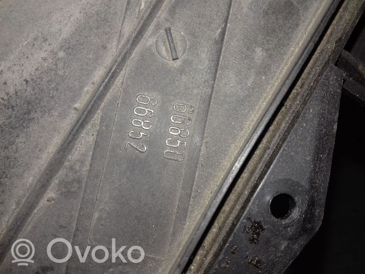 Volvo S80 Ohjaamon sisäilman mikrosuodattimen kansi 