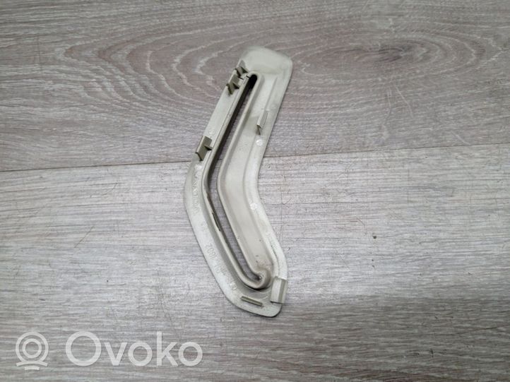 Volvo V70 Seat belt trim 