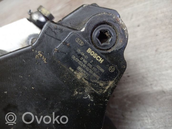 Volvo V70 Polttoaineen ruiskutuksen suurpainepumppu 0445010111