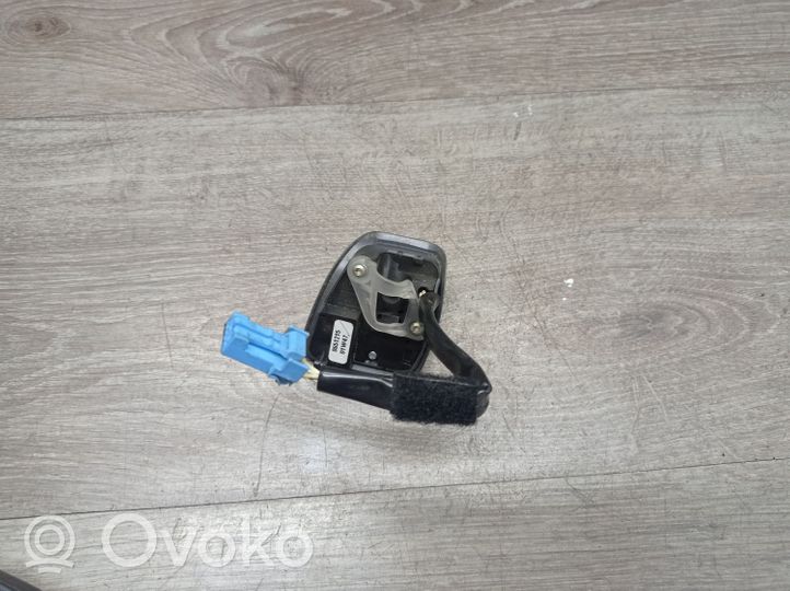 Volvo S80 Steering wheel buttons/switches 