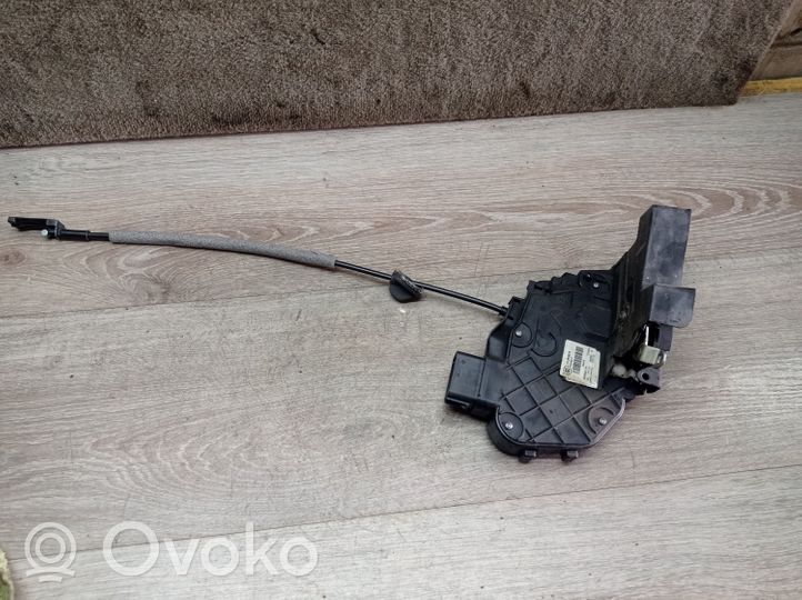 Volvo V70 Zamek drzwi przednich 