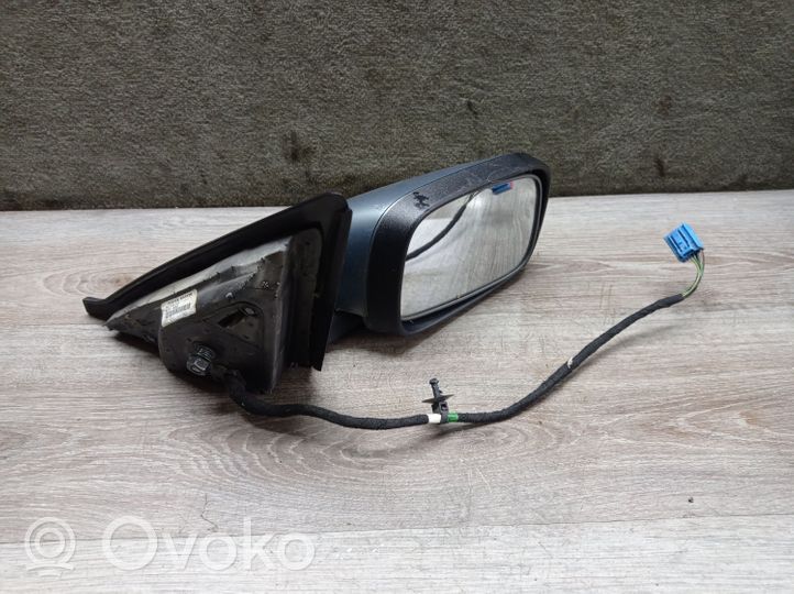 Volvo V50 Front door electric wing mirror 