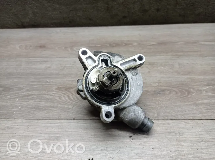 Volvo XC90 Pompa podciśnienia 