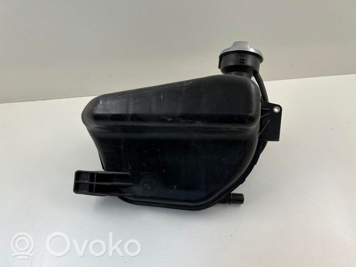 Porsche 911 991 Vase d'expansion / réservoir de liquide de refroidissement 991106057