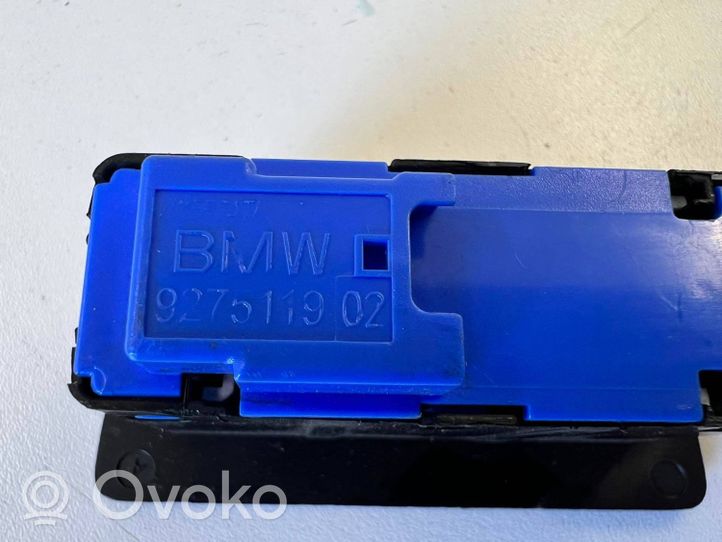 BMW 3 F30 F35 F31 Aizmugurējo durvju aizvēršanas slēdzis 9275119