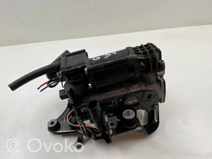 BMW 5 G30 G31 Compressore/pompa sospensioni pneumatiche 6886721