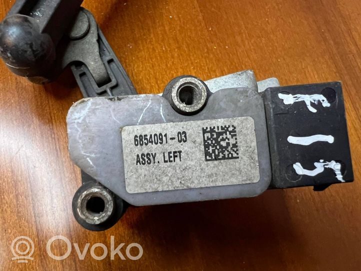 BMW X5 F15 Czujnik poziomowania świateł osi przedniej 6854091