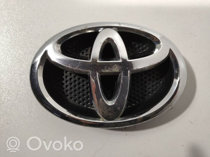 Toyota Auris 150 Listwa zderzaka przedniego 531102140
