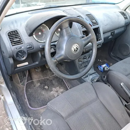 Volkswagen Polo Klamka wewnętrzna drzwi 