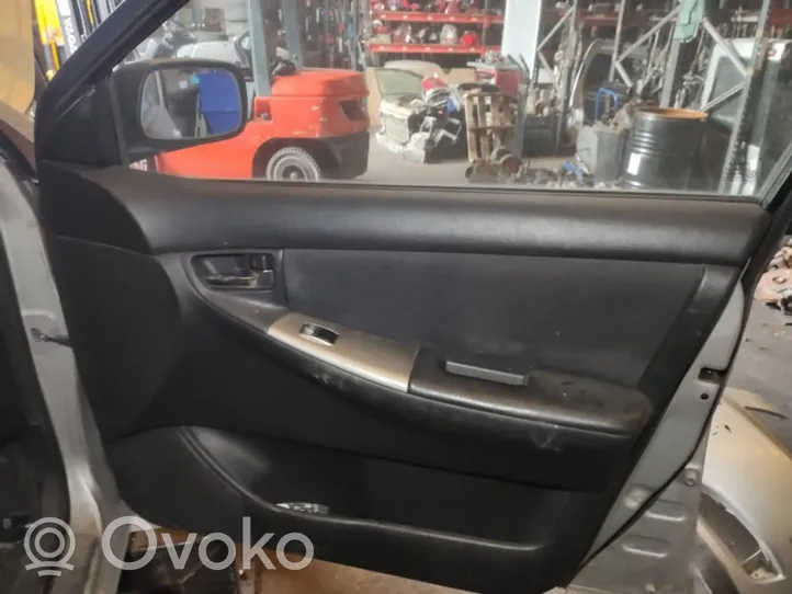 Toyota Corolla E120 E130 Boczki / Poszycie drzwi przednich 