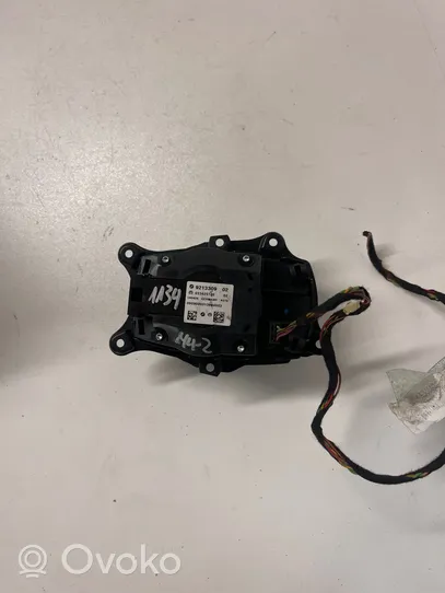 BMW 3 E90 E91 Central body control module 9213309