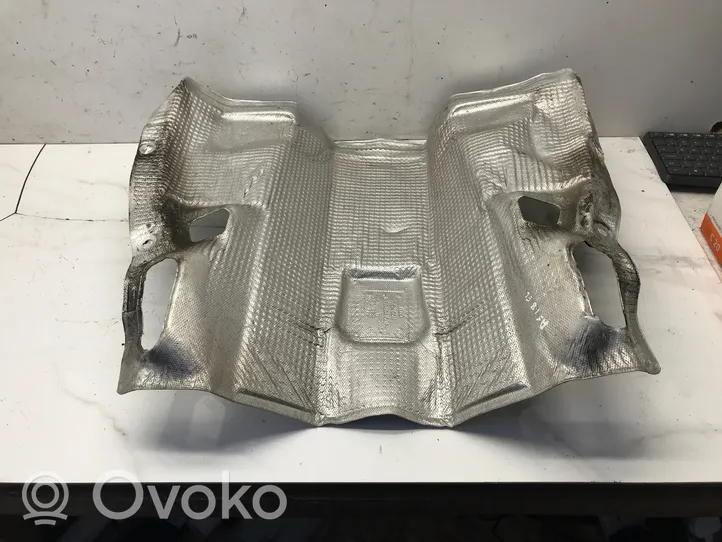 Audi A5 8T 8F Pakokaasulämmön lämpökilpi 8T0804160F