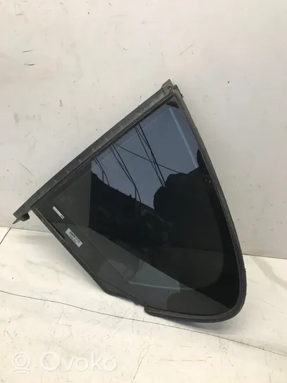 BMW 5 F10 F11 Rear vent window glass 43R001582