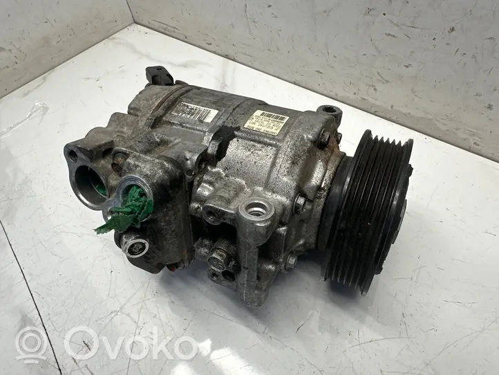 Audi A4 S4 B8 8K Ilmastointilaitteen kompressorin pumppu (A/C) 8K0260805E