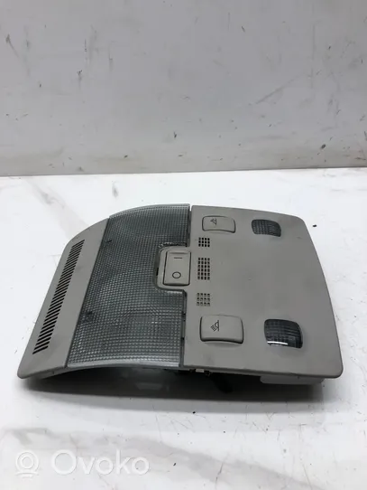 Audi A4 S4 B7 8E 8H Illuminazione sedili anteriori 8E0951177