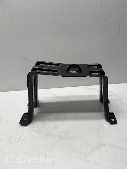 Audi A4 S4 B8 8K Supporto di montaggio ruota di scorta 8K0802715A