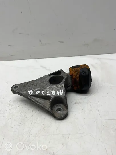 Audi A4 S4 B7 8E 8H Engine mount bracket 8E0199343N