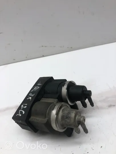 Audi A6 Allroad C5 Solenoidinis vožtuvas 059906629