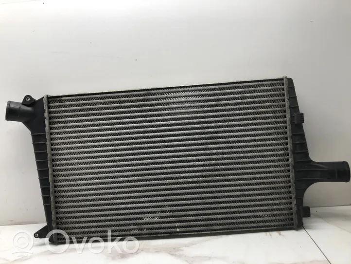 Audi A6 Allroad C5 Radiatore di raffreddamento 4B0145805A